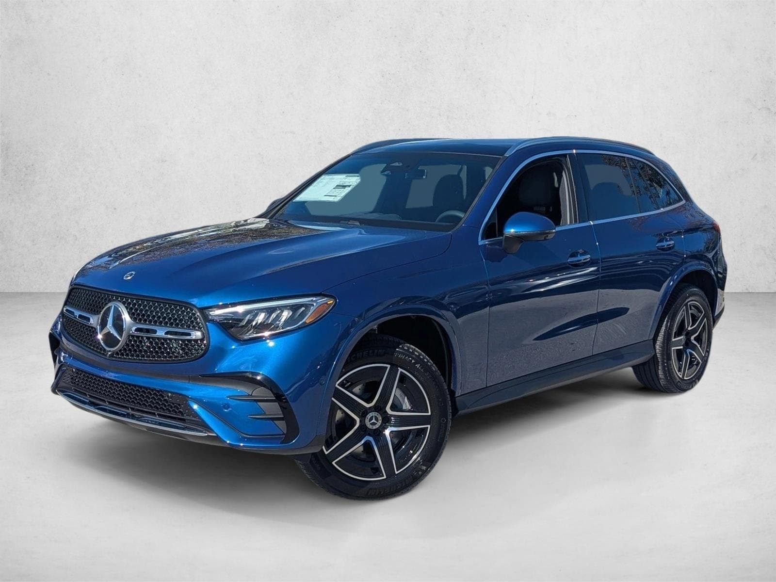 2026 Mercedes-Benz GLC Base — photo 1 of 17