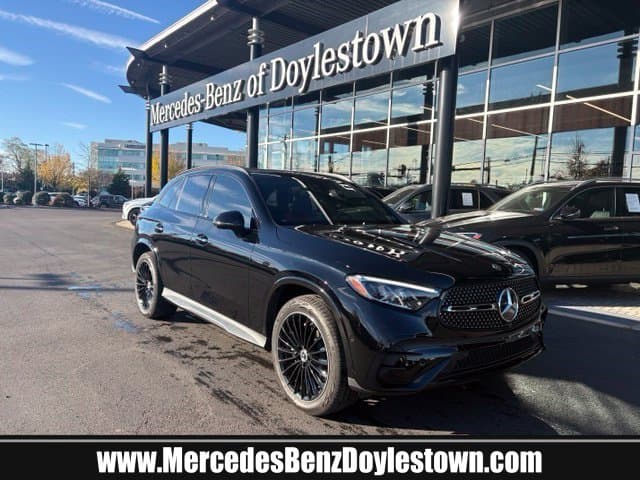 2026 Mercedes-Benz GLC GLC 300 — photo 1 of 13