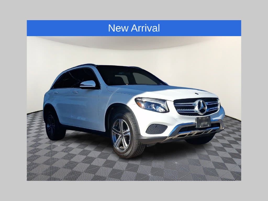 2019 Mercedes-Benz GLC GLC 300 — photo 1 of 31