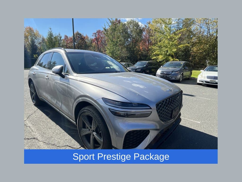 2023 Genesis GV70 2.5T — photo 1 of 10