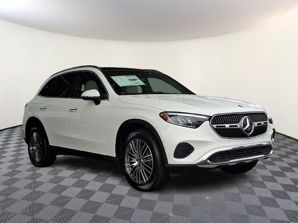 2026 Mercedes-Benz GLC GLC 300 — photo 1 of 14