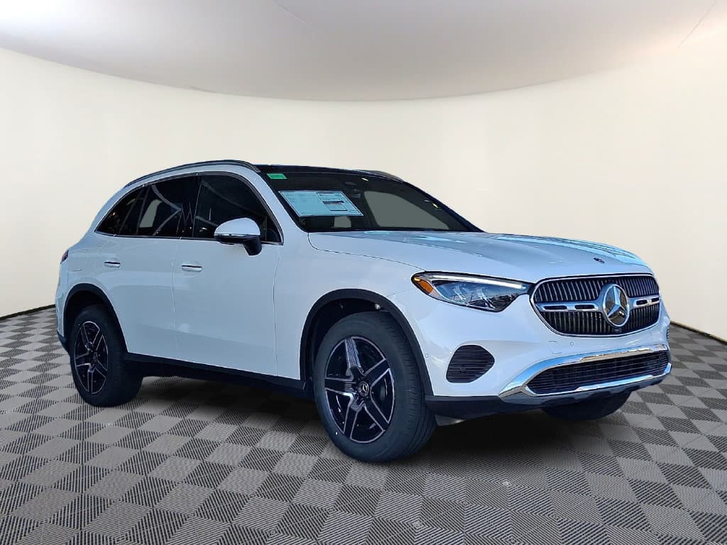 2026 Mercedes-Benz GLC GLC 300 — photo 1 of 13