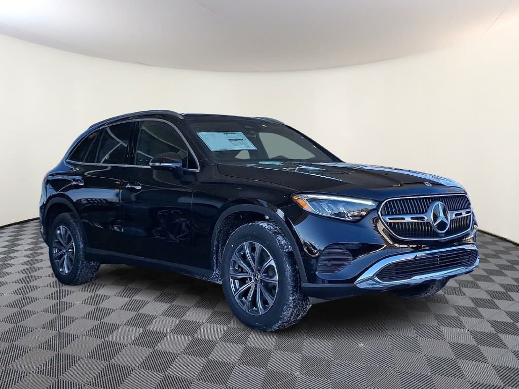 2026 Mercedes-Benz GLC GLC 300 — photo 1 of 13