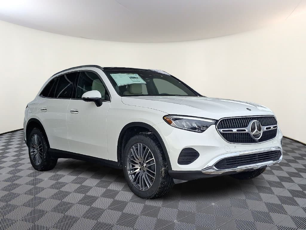 2026 Mercedes-Benz GLC GLC 300 — photo 1 of 13