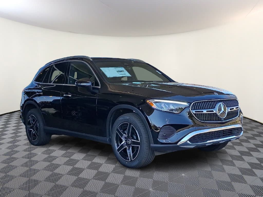 2026 Mercedes-Benz GLC GLC 300 — photo 1 of 13