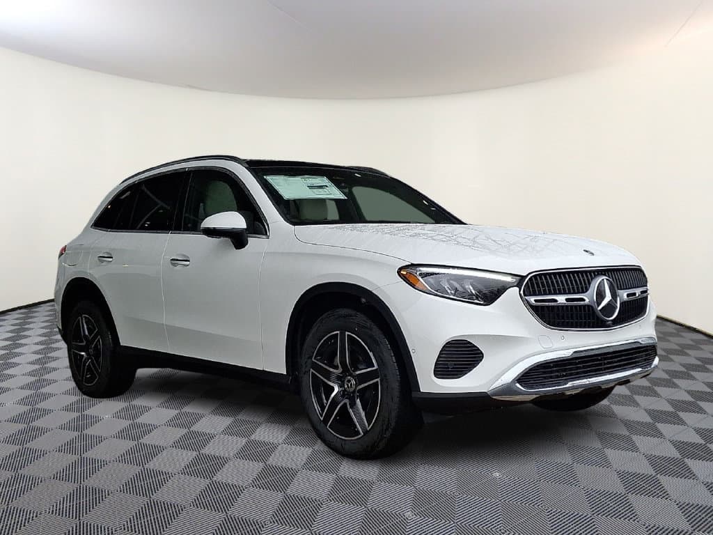 2026 Mercedes-Benz GLC GLC 300 — photo 1 of 13