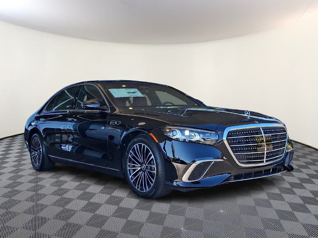 2027 Mercedes-Benz S-Class S 500 — photo 1 of 12