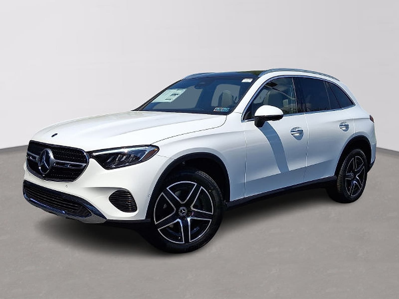 2026 Mercedes-Benz GLC Base — photo 1 of 24