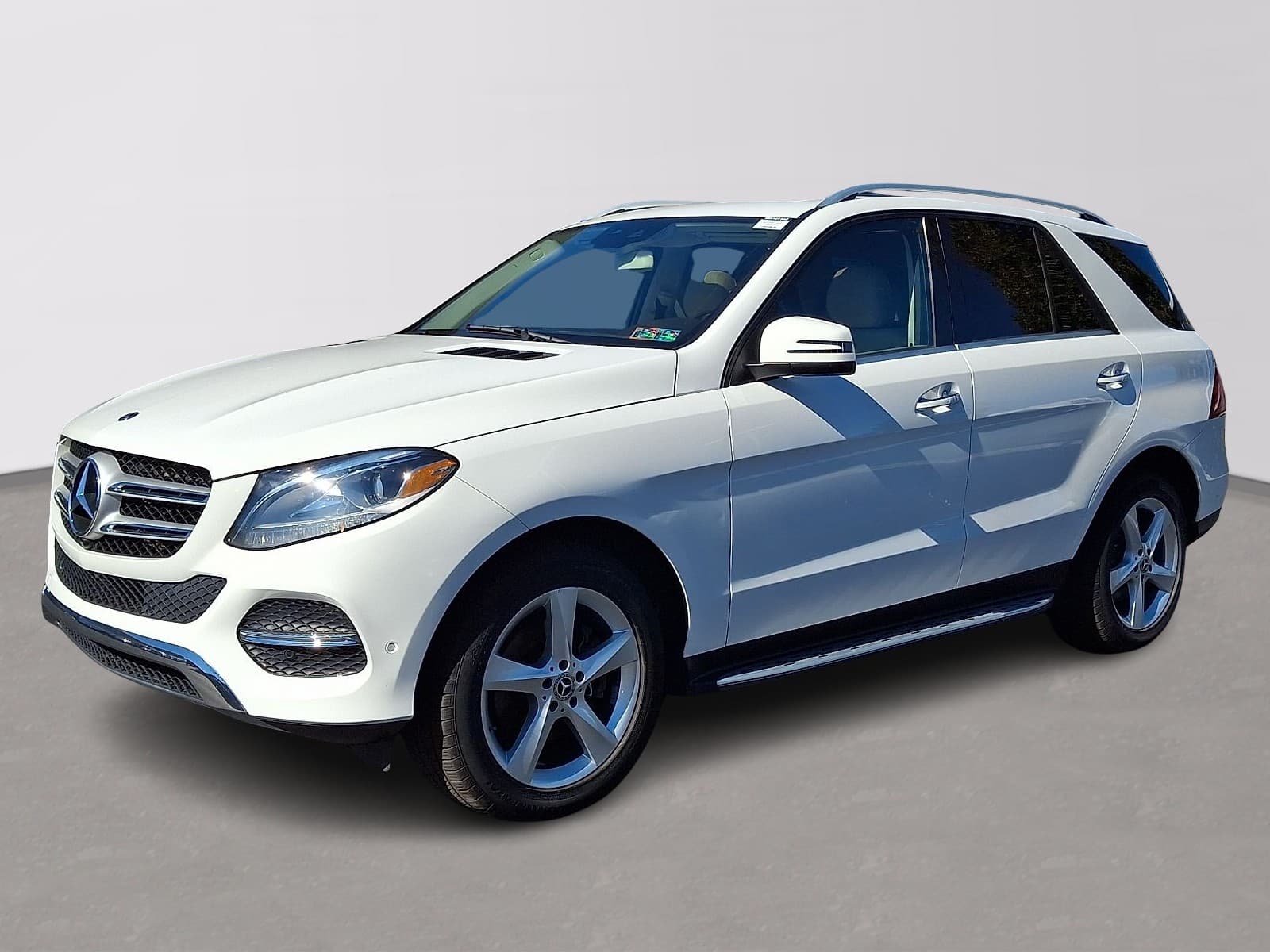 2018 Mercedes-Benz GLE Base — photo 1 of 33