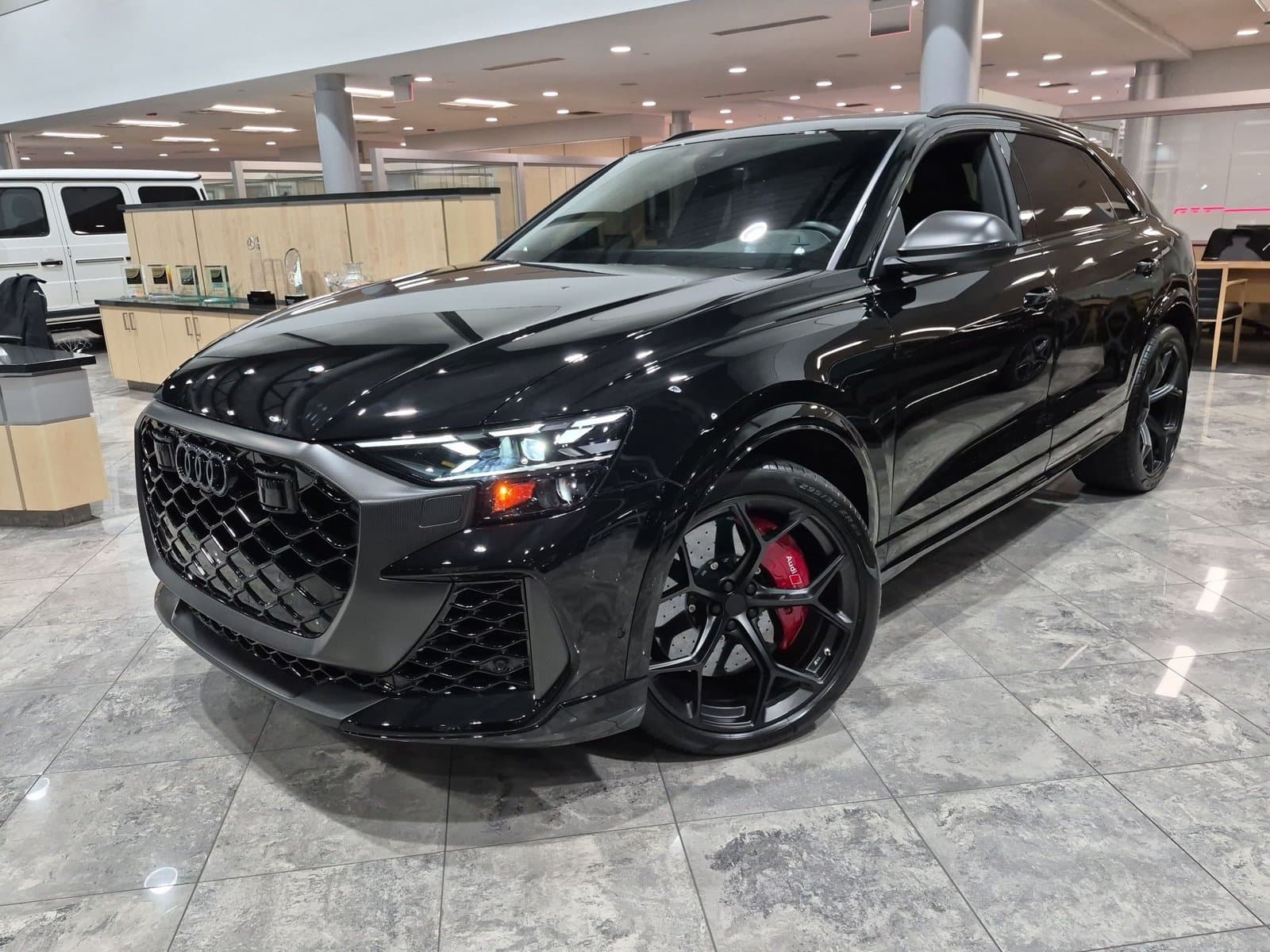2026 Audi RS Q8 performance — photo 1 of 26