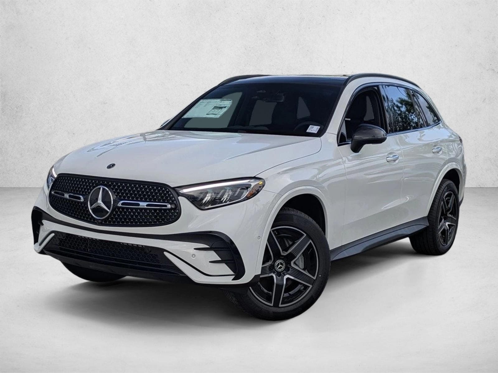 2026 Mercedes-Benz GLC Base — photo 1 of 16