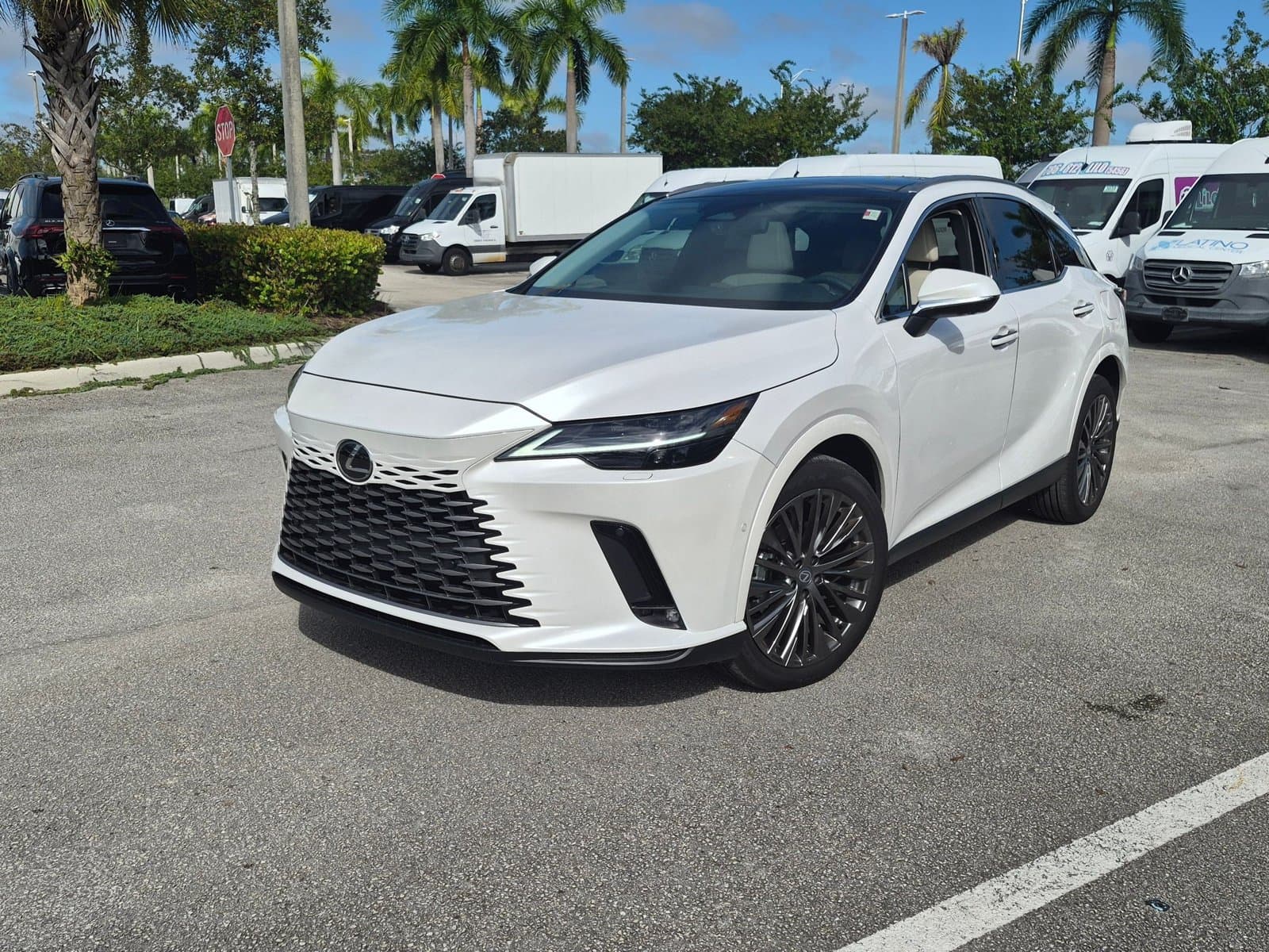2026 Lexus RX Base — photo 1 of 22