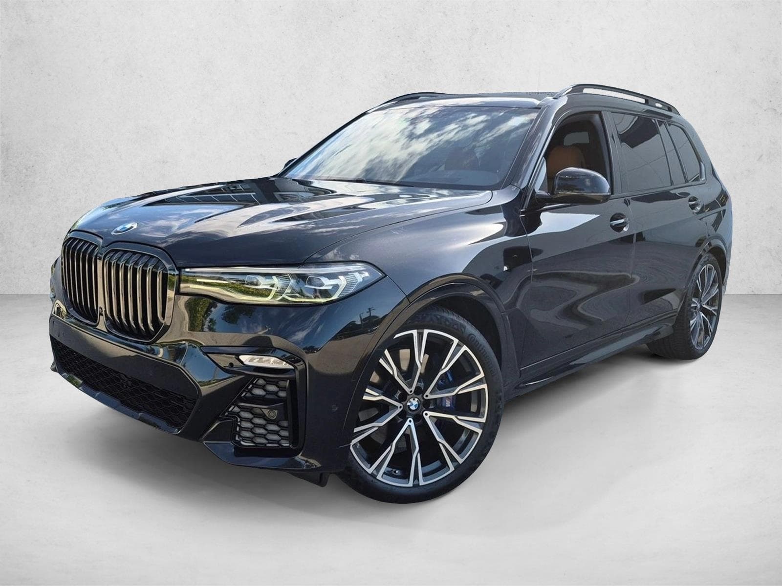 2022 BMW X7 xDrive40i — photo 1 of 22
