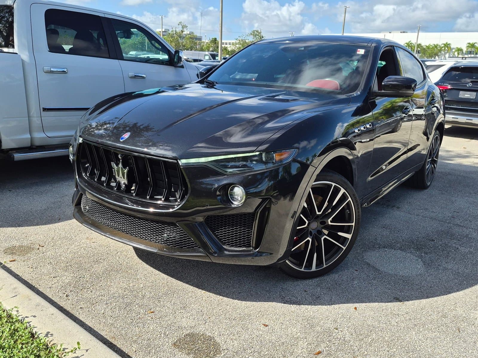 2019 Maserati Levante Trofeo — photo 1 of 18