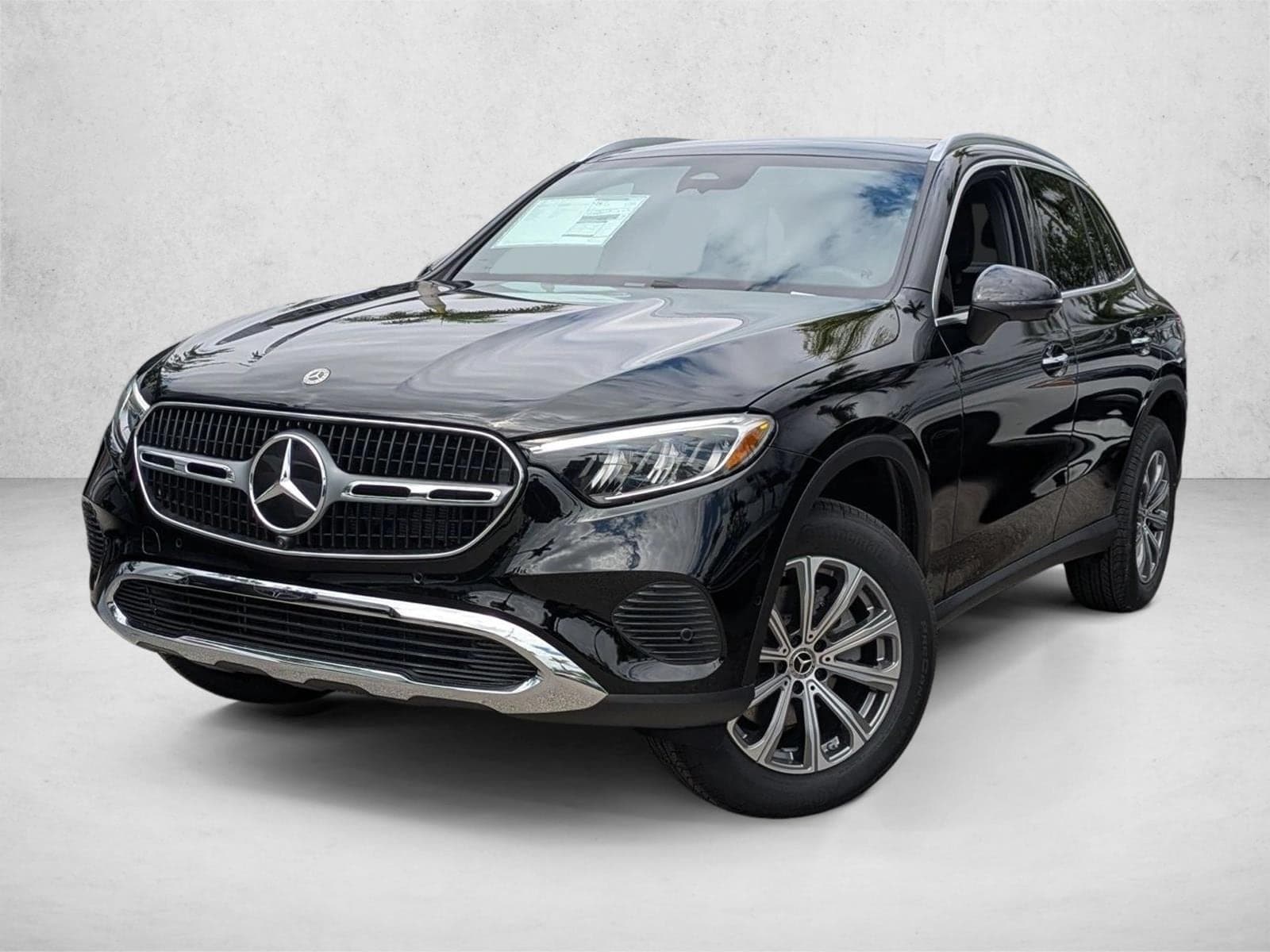 2026 Mercedes-Benz GLC Base — photo 1 of 16