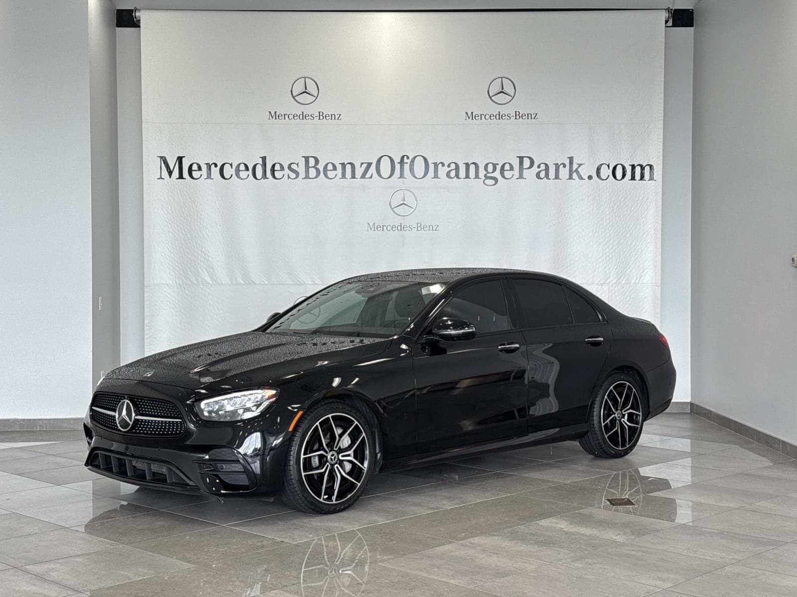 2022 Mercedes-Benz E-Class E 350 — photo 1 of 30