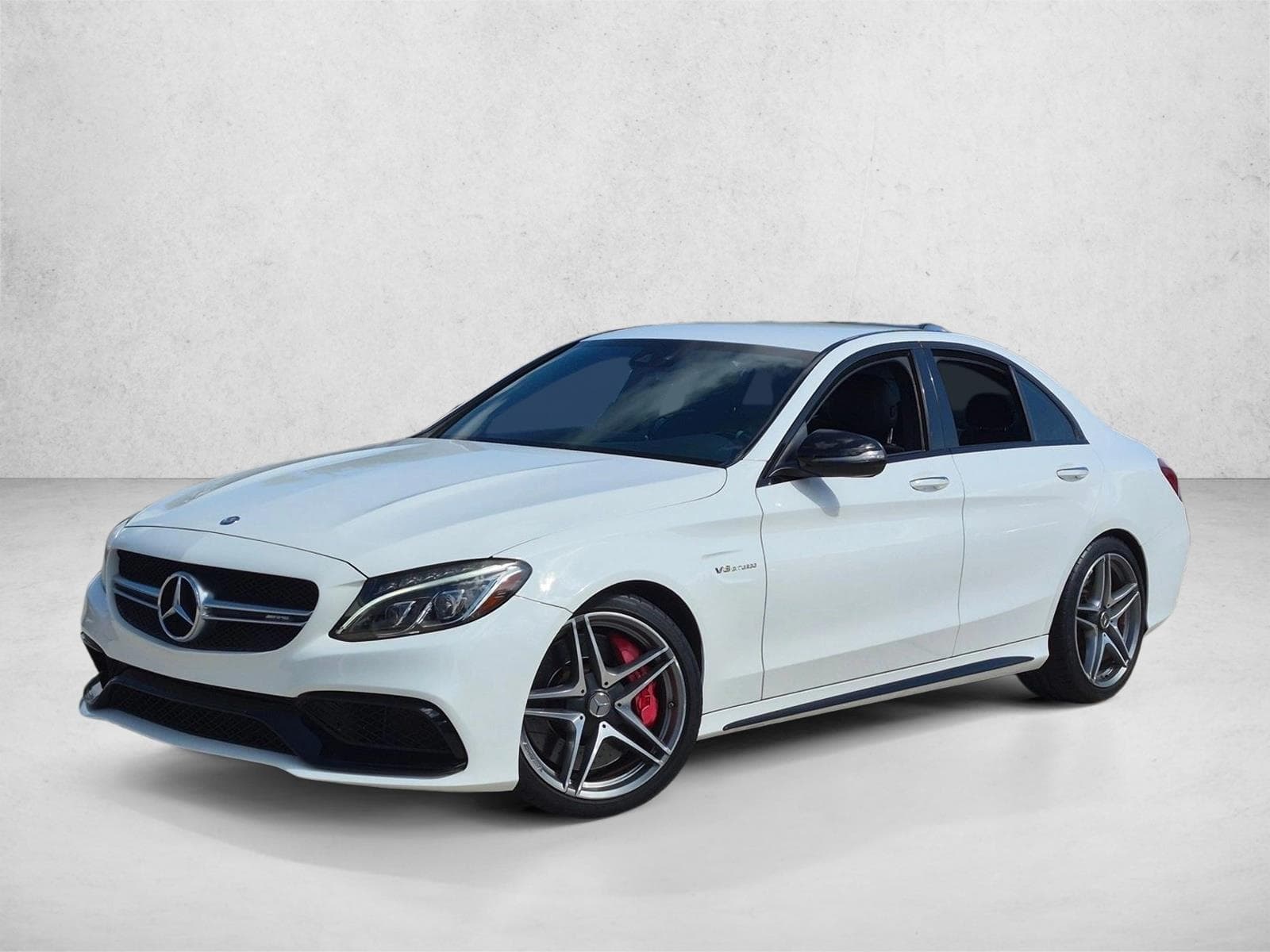 2016 Mercedes-Benz C-Class Base — photo 1 of 20