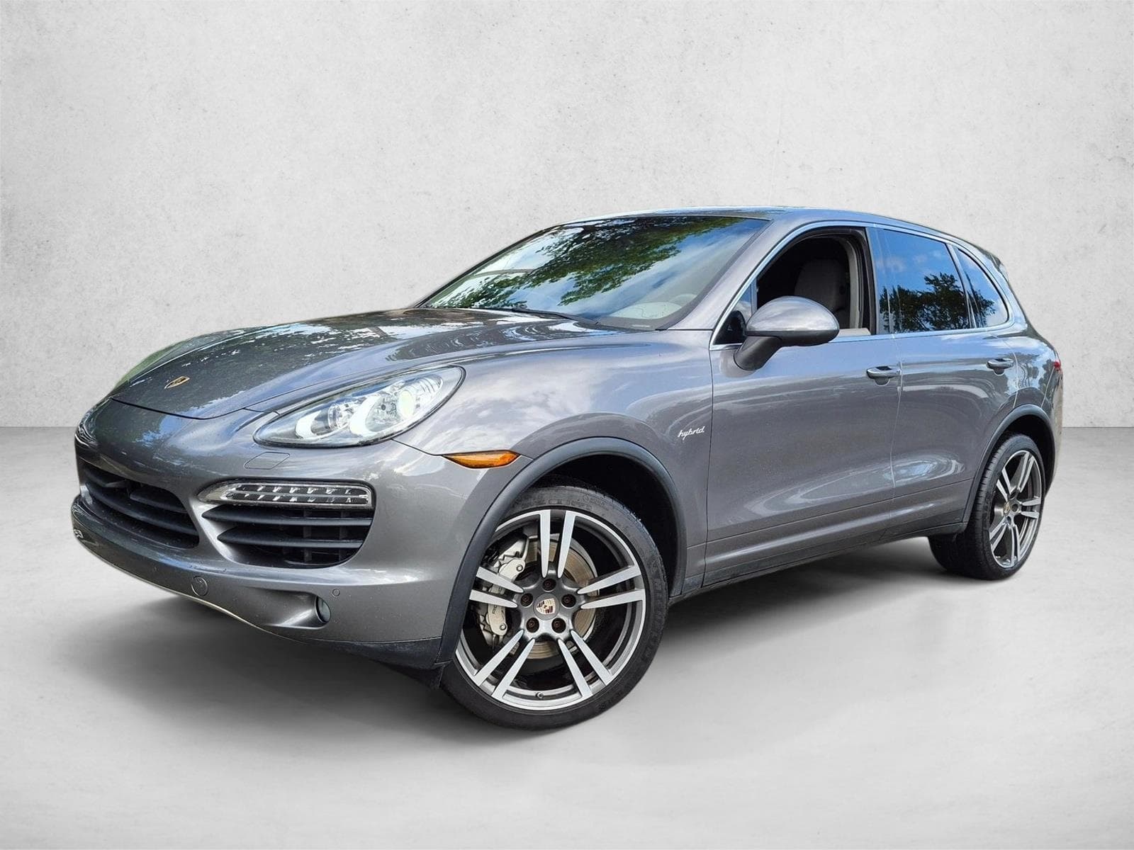 2011 Porsche Cayenne S — photo 1 of 21