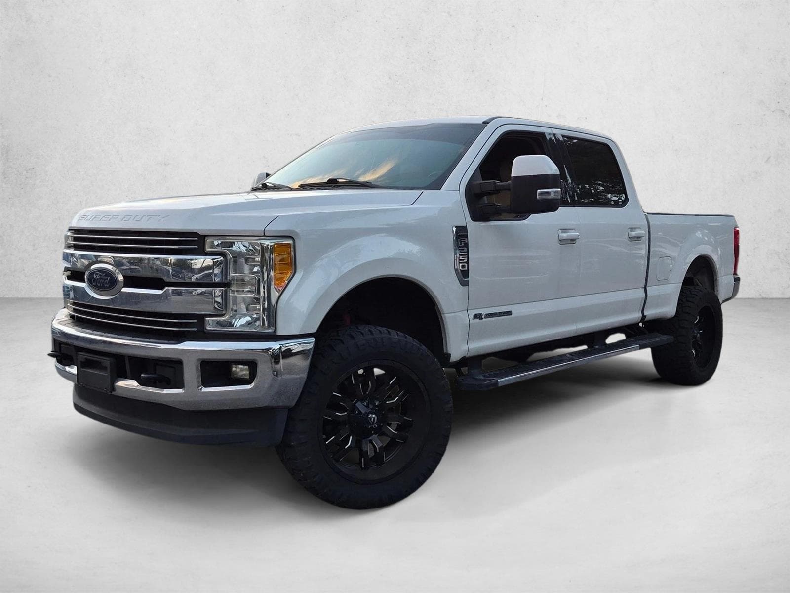 2017 Ford Super Duty F-250 SRW Base — photo 1 of 21