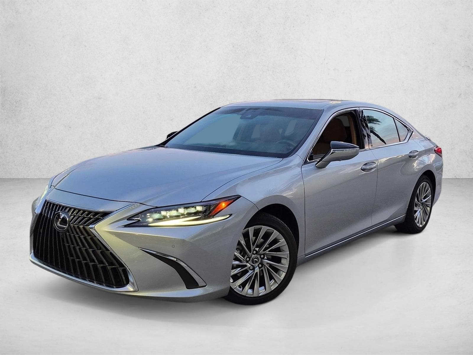 2023 Lexus ES ES 300h Ultra Luxury — photo 1 of 26