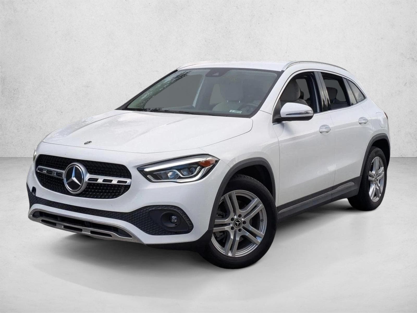 2022 Mercedes-Benz GLA Base — photo 1 of 15