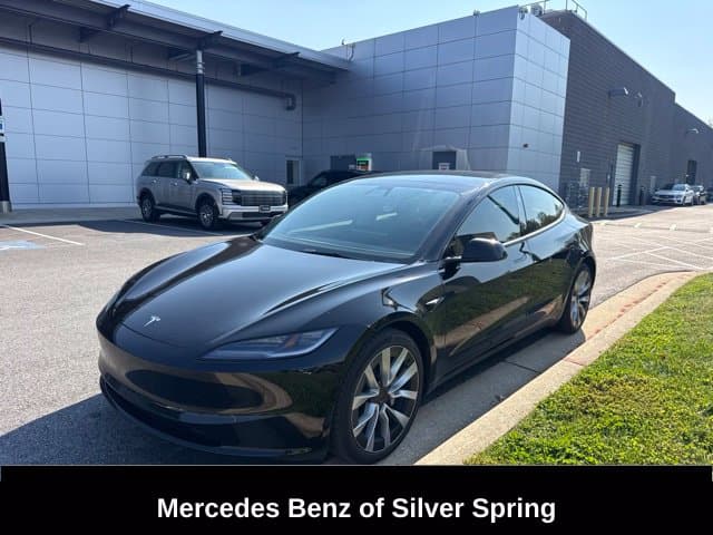 2024 Tesla Model 3 Base — photo 1 of 12