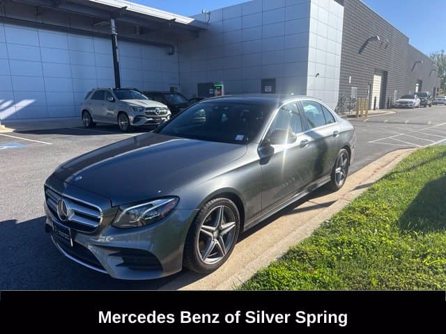 2017 Mercedes-Benz E-Class Base — photo 1 of 15