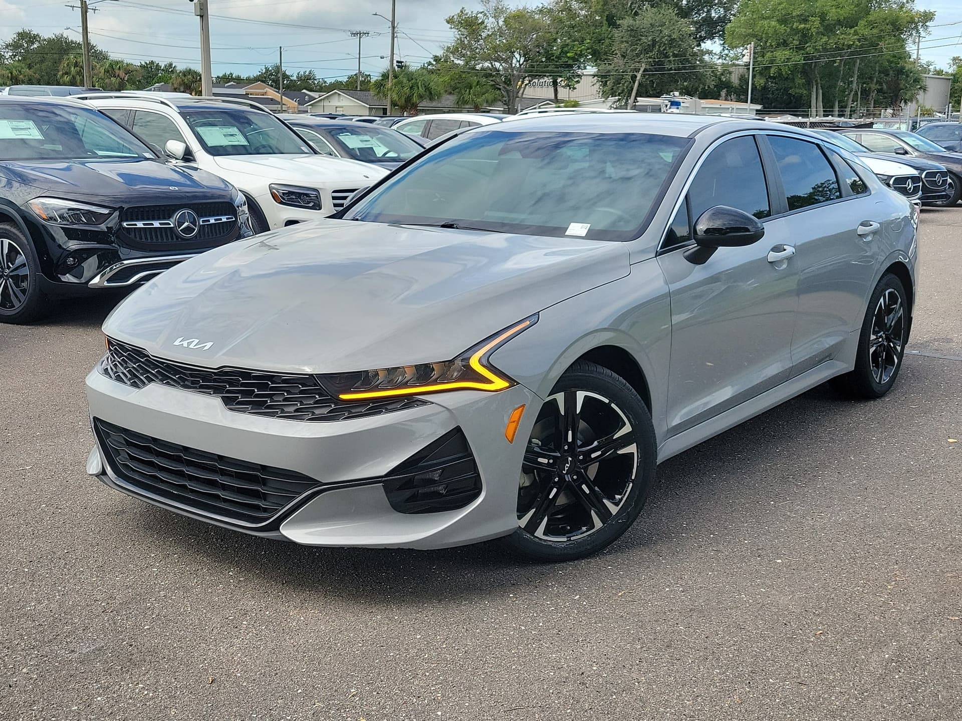 2024 Kia K5 GT-Line — photo 1 of 32