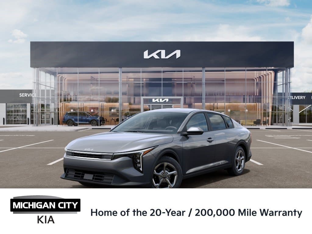 2026 Kia K4 LXS — photo 1 of 27