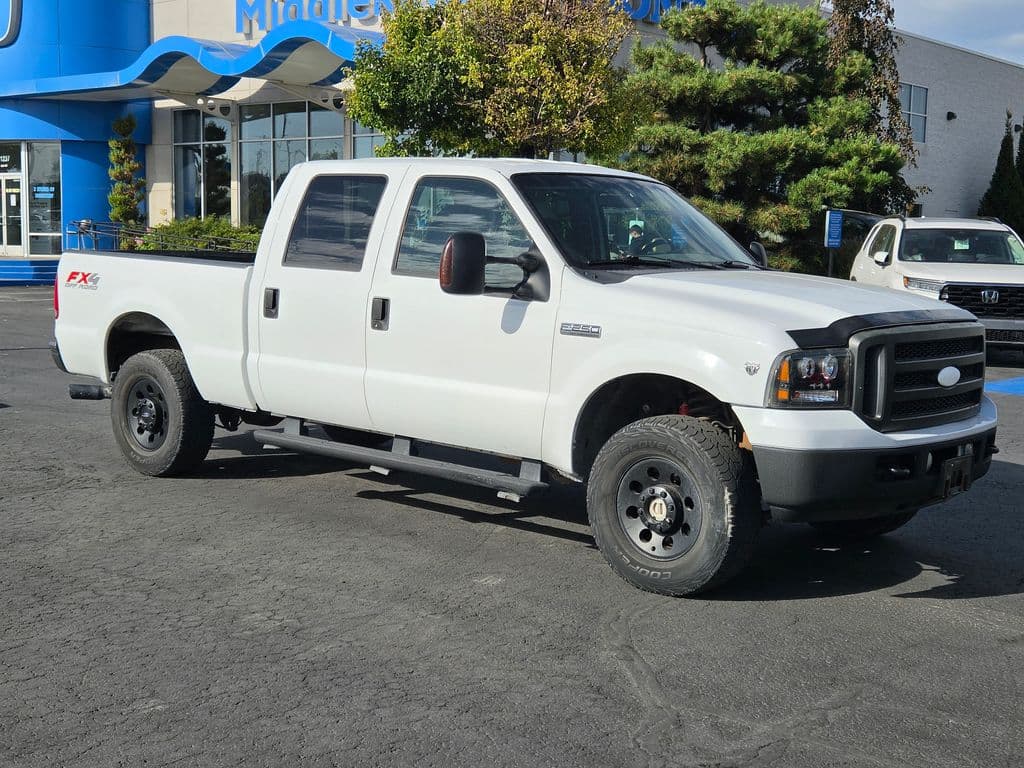 2005 Ford Super Duty F-250 Base — photo 1 of 5
