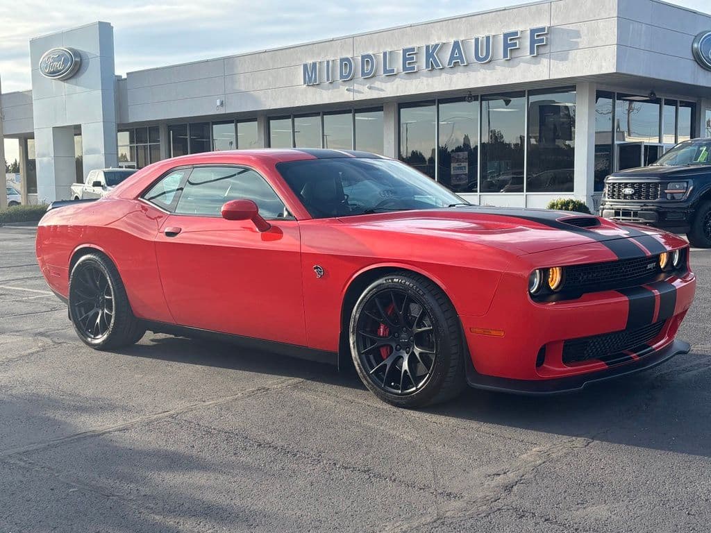 2016 Dodge Challenger SRT Hellcat — photo 1 of 14