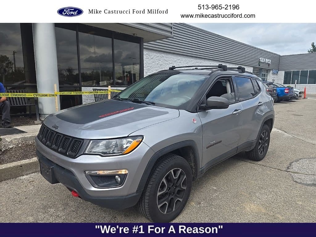 2019 Jeep Compass Trailhawk — photo 1 of 10