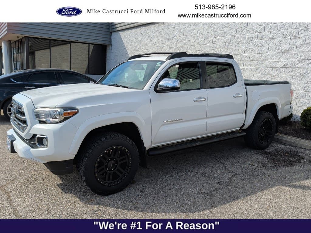 2017 Toyota Tacoma Limited — photo 1 of 9