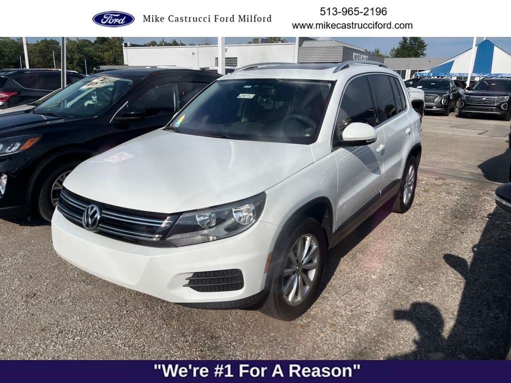 2017 Volkswagen Tiguan Wolfsburg Edition — photo 1 of 7