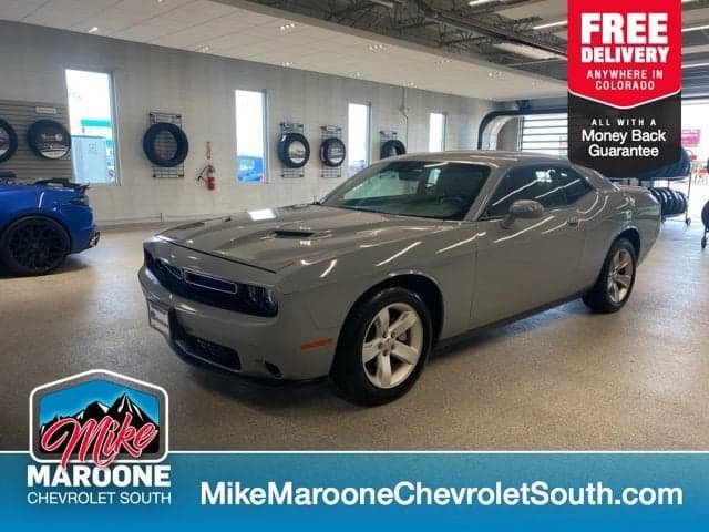 2022 Dodge Challenger SXT — photo 1 of 26