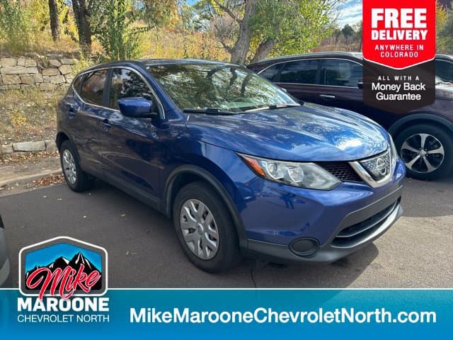 2018 Nissan Rogue Sport S — photo 1 of 5