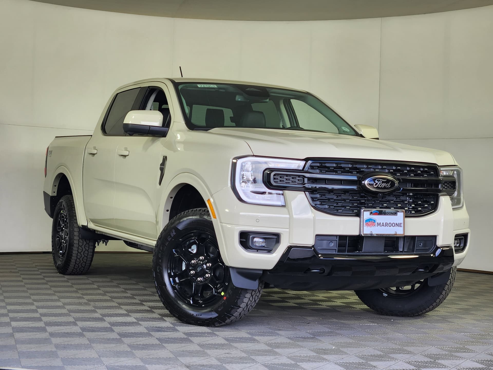 2026 Ford Ranger Lariat — photo 1 of 34