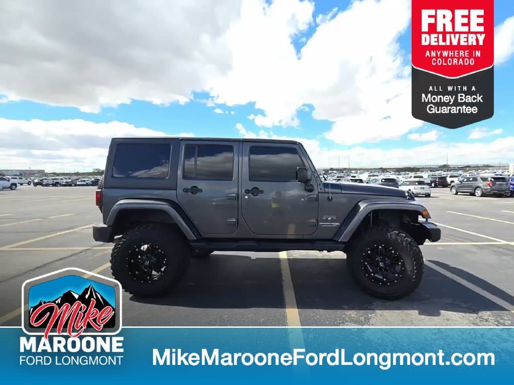 2018 Jeep Wrangler JK Sahara — photo 1 of 6