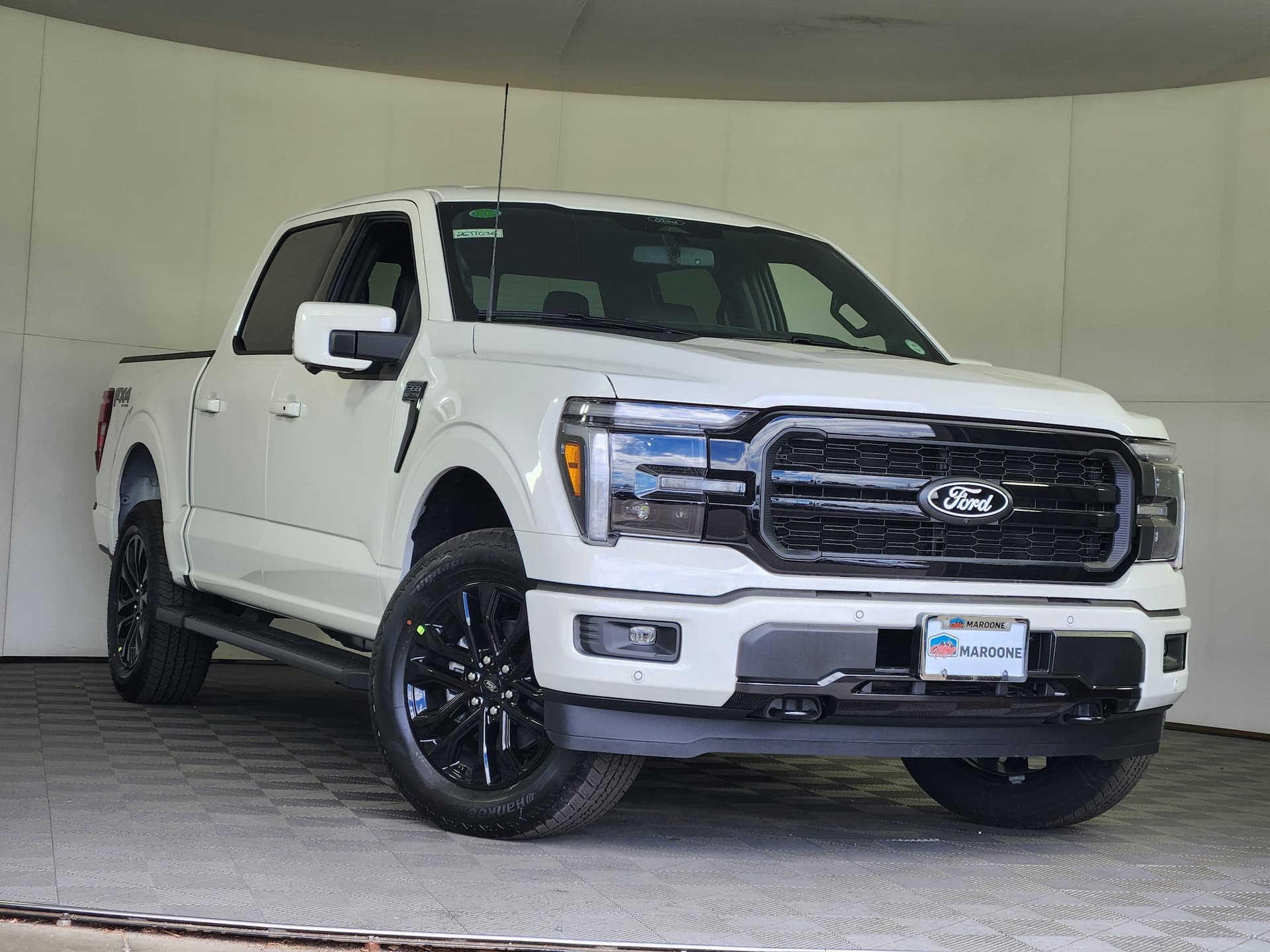 2026 Ford F-150 LARIAT — photo 1 of 27