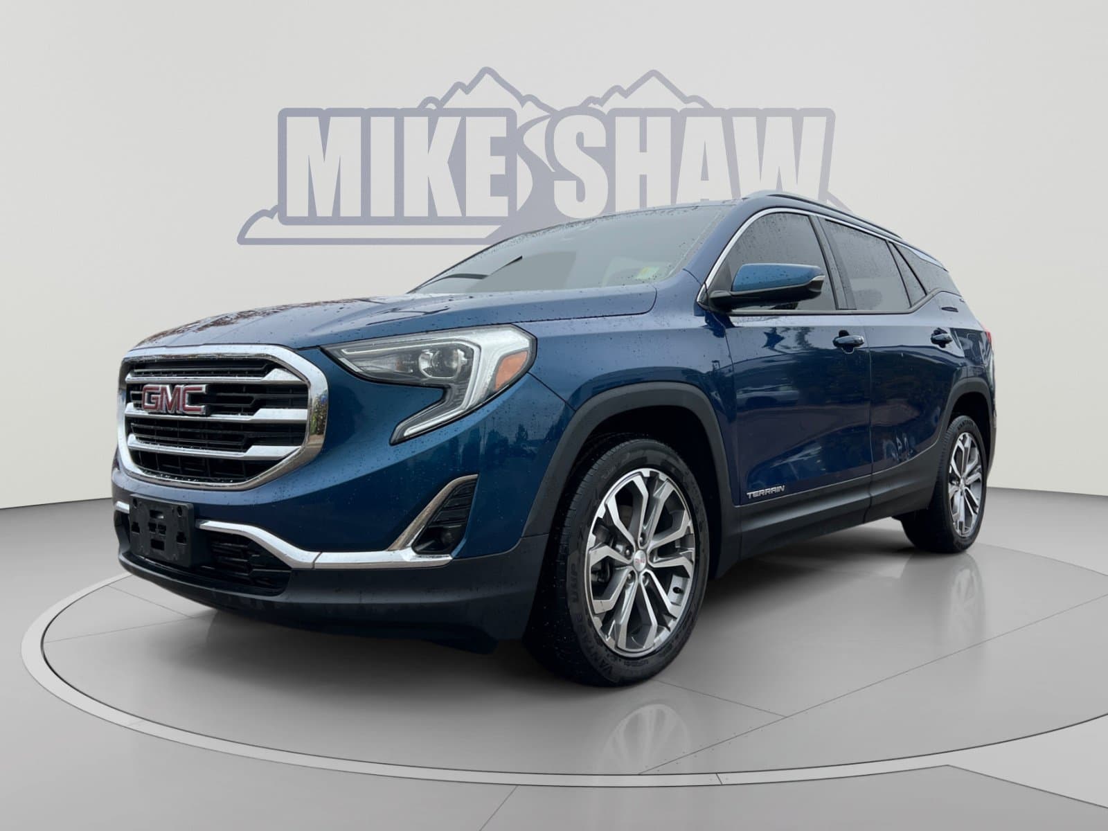 2020 GMC Terrain SLT — photo 1 of 33