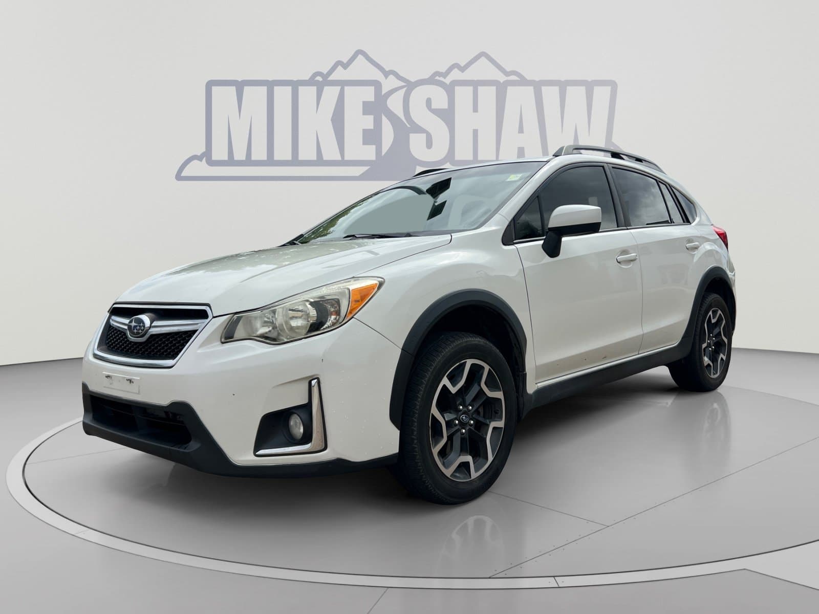 2016 Subaru Crosstrek Premium — photo 1 of 33