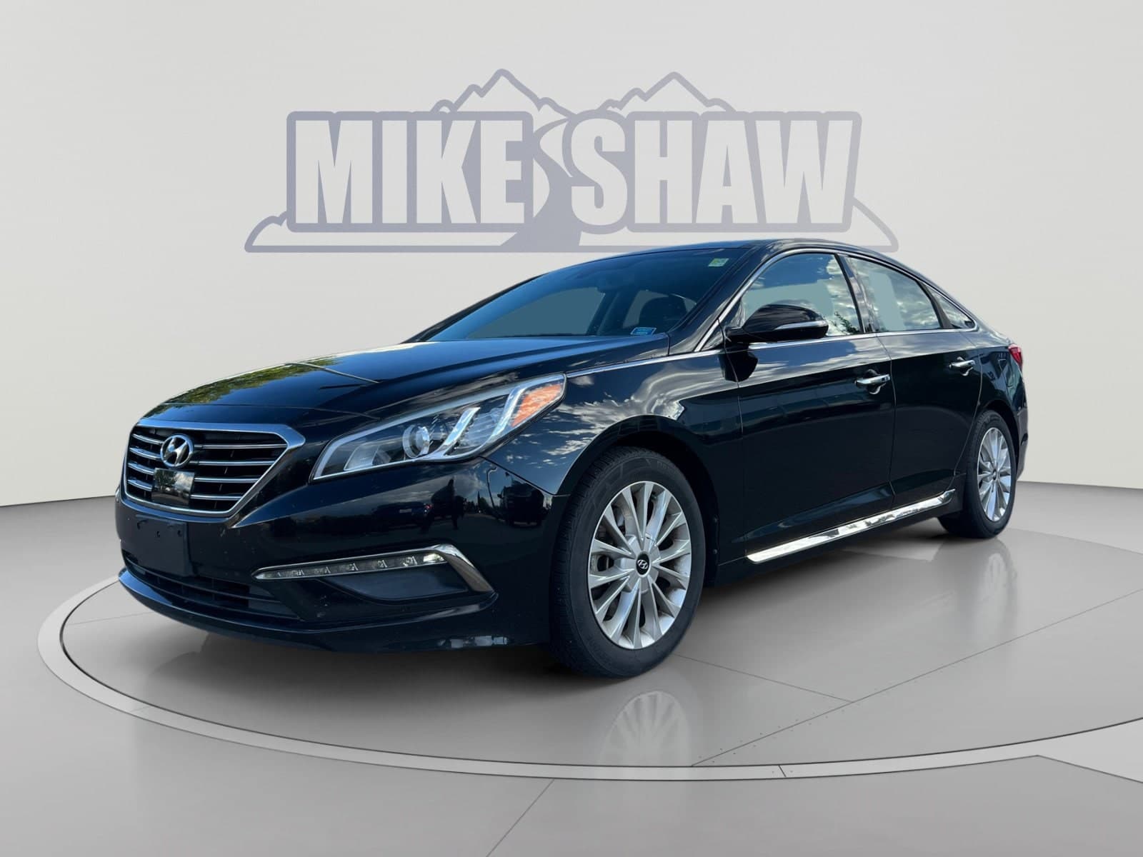 2015 Hyundai Sonata Base — photo 1 of 33