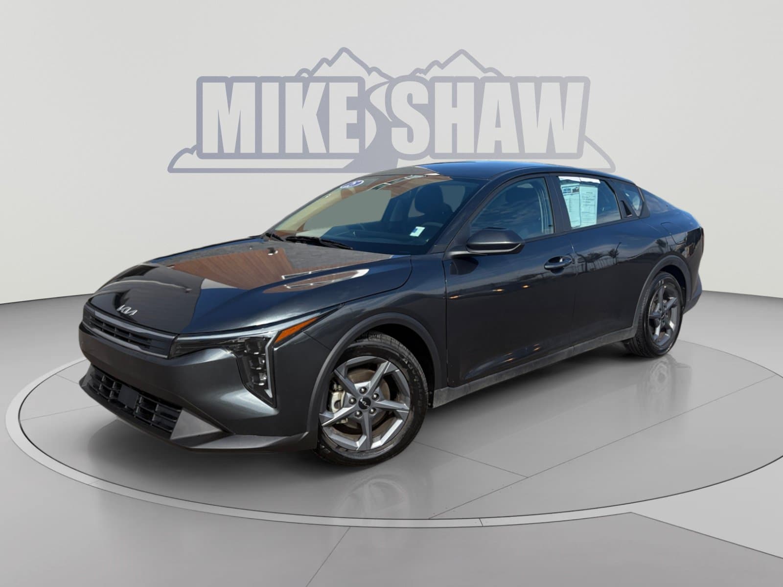 2025 Kia K4 LXS — photo 1 of 35