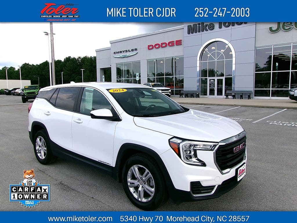 2024 GMC Terrain SLE — photo 1 of 21