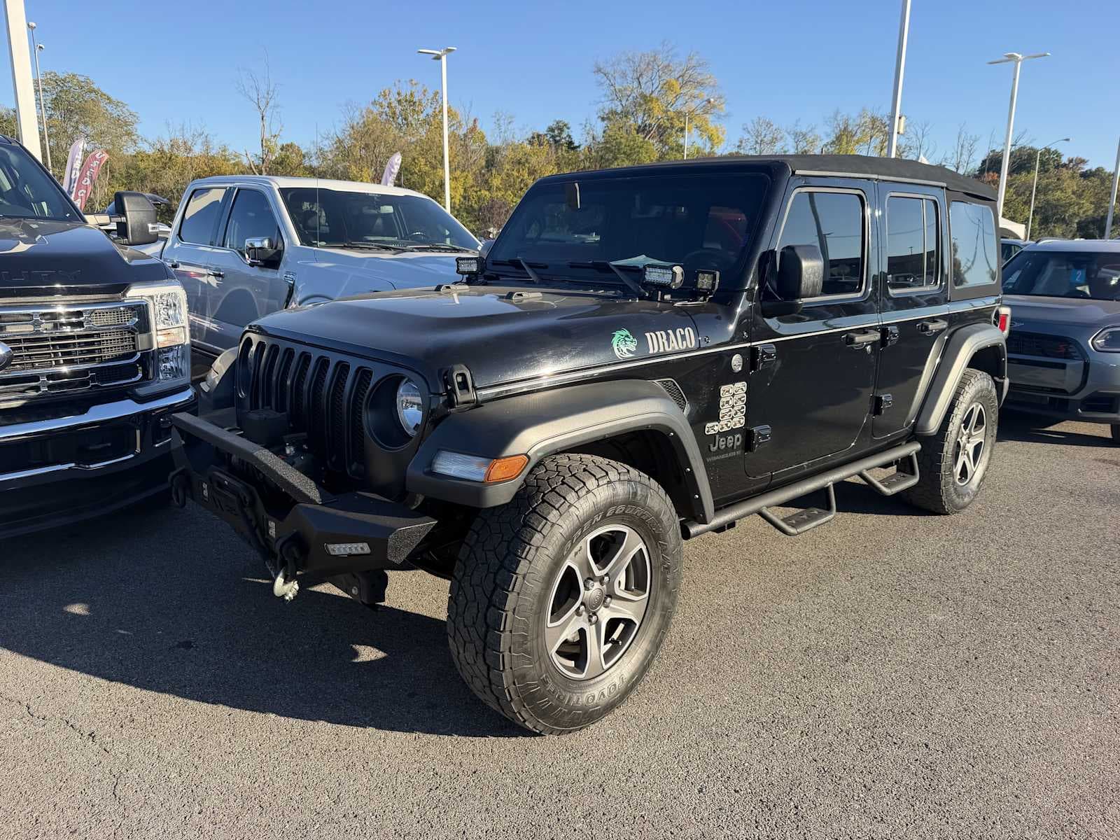 2023 Jeep Wrangler Sport S — photo 1 of 4