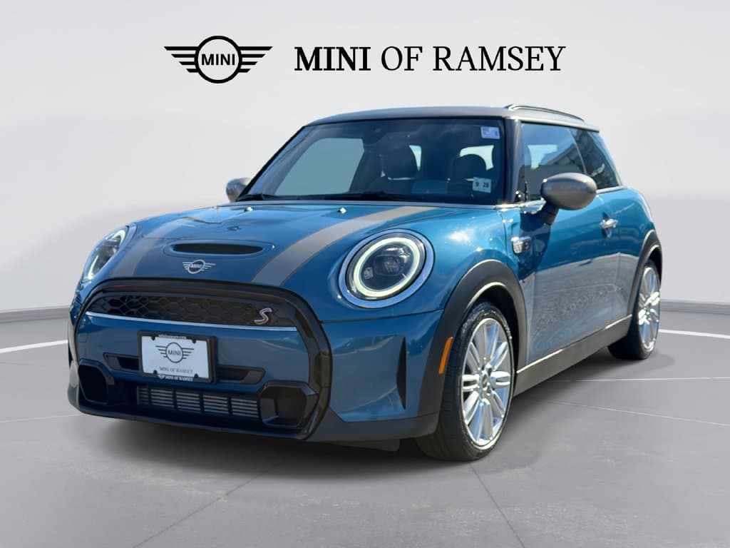 2024 Mini Hardtop 2 Door Cooper S — photo 1 of 29