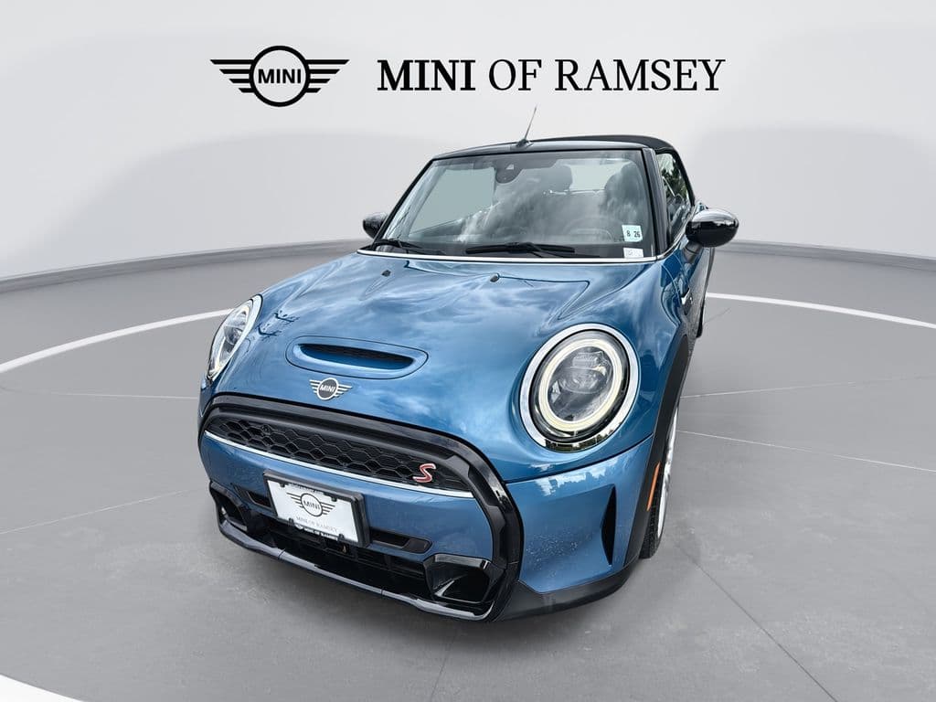 2022 Mini Convertible Cooper S — photo 1 of 29