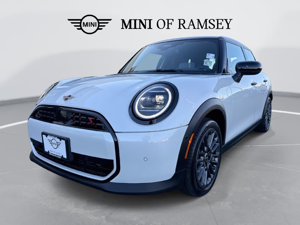 2026 Mini Hardtop 4 Door Cooper S — photo 1 of 29
