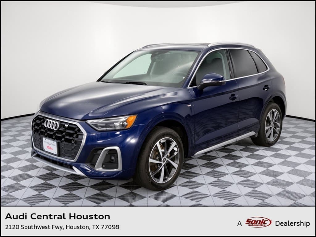 2023 Audi Q5 S line Premium — photo 1 of 30
