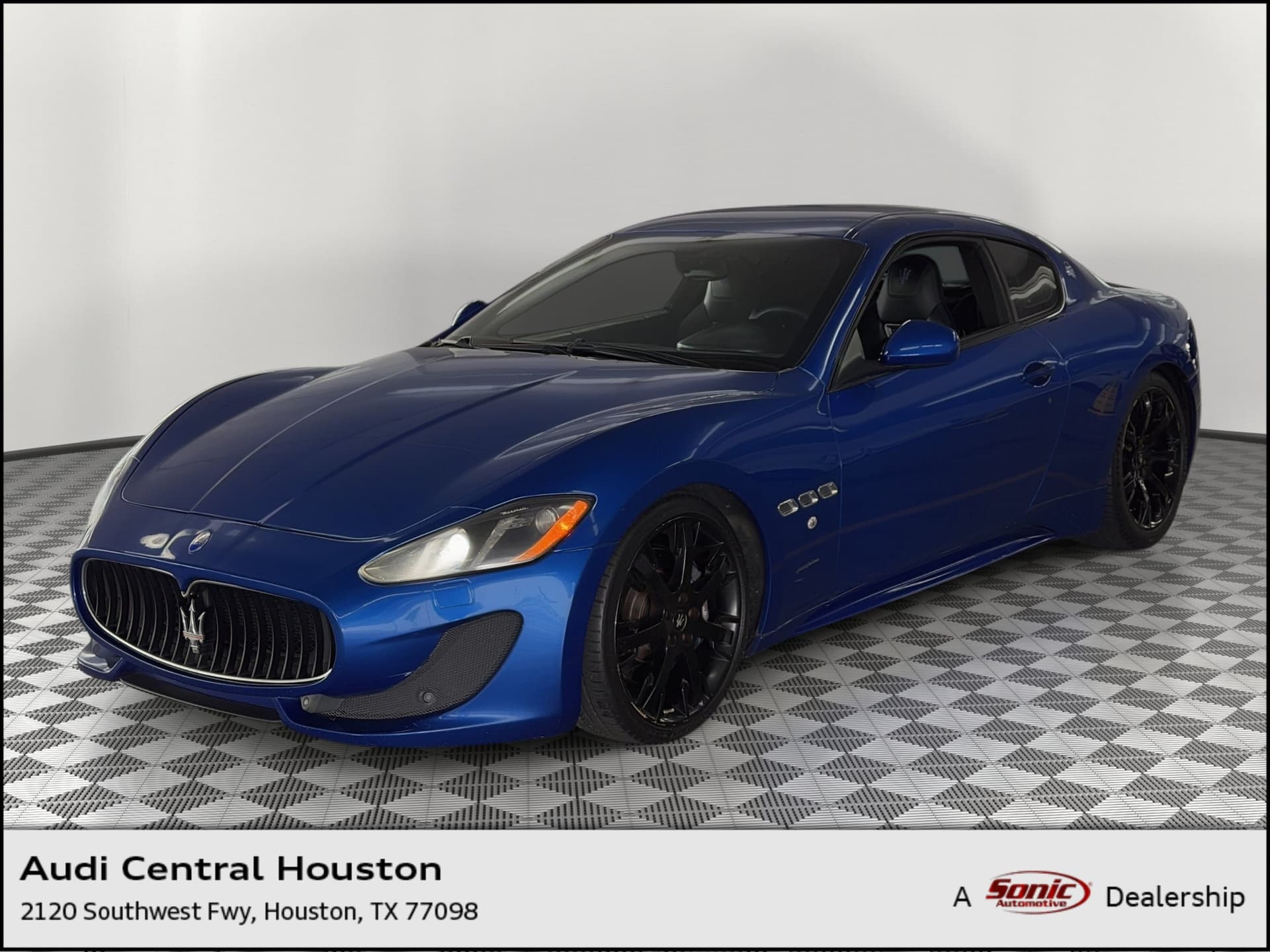 2014 Maserati GranTurismo MC — photo 1 of 27